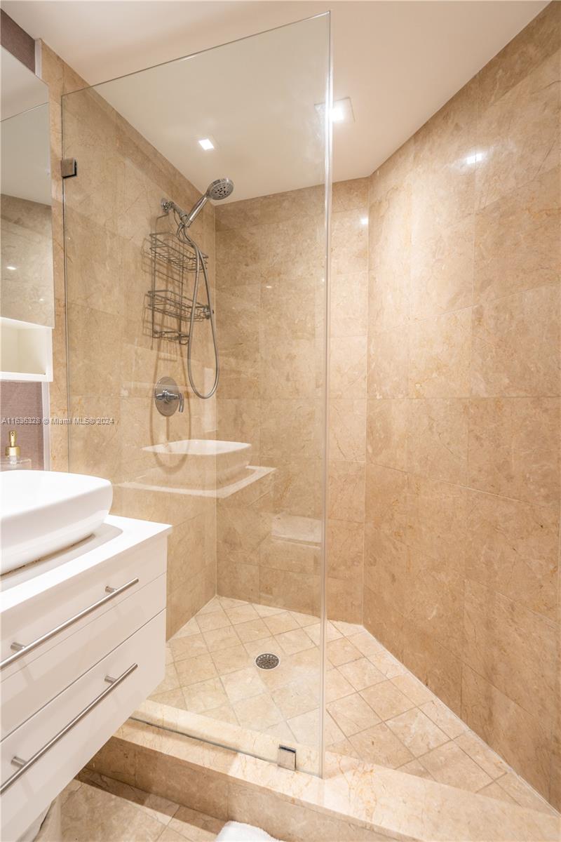 901 Brickell Key Blvd #1508, Miami FL 33131