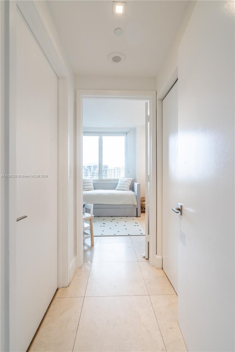901 Brickell Key Blvd #1508, Miami FL 33131
