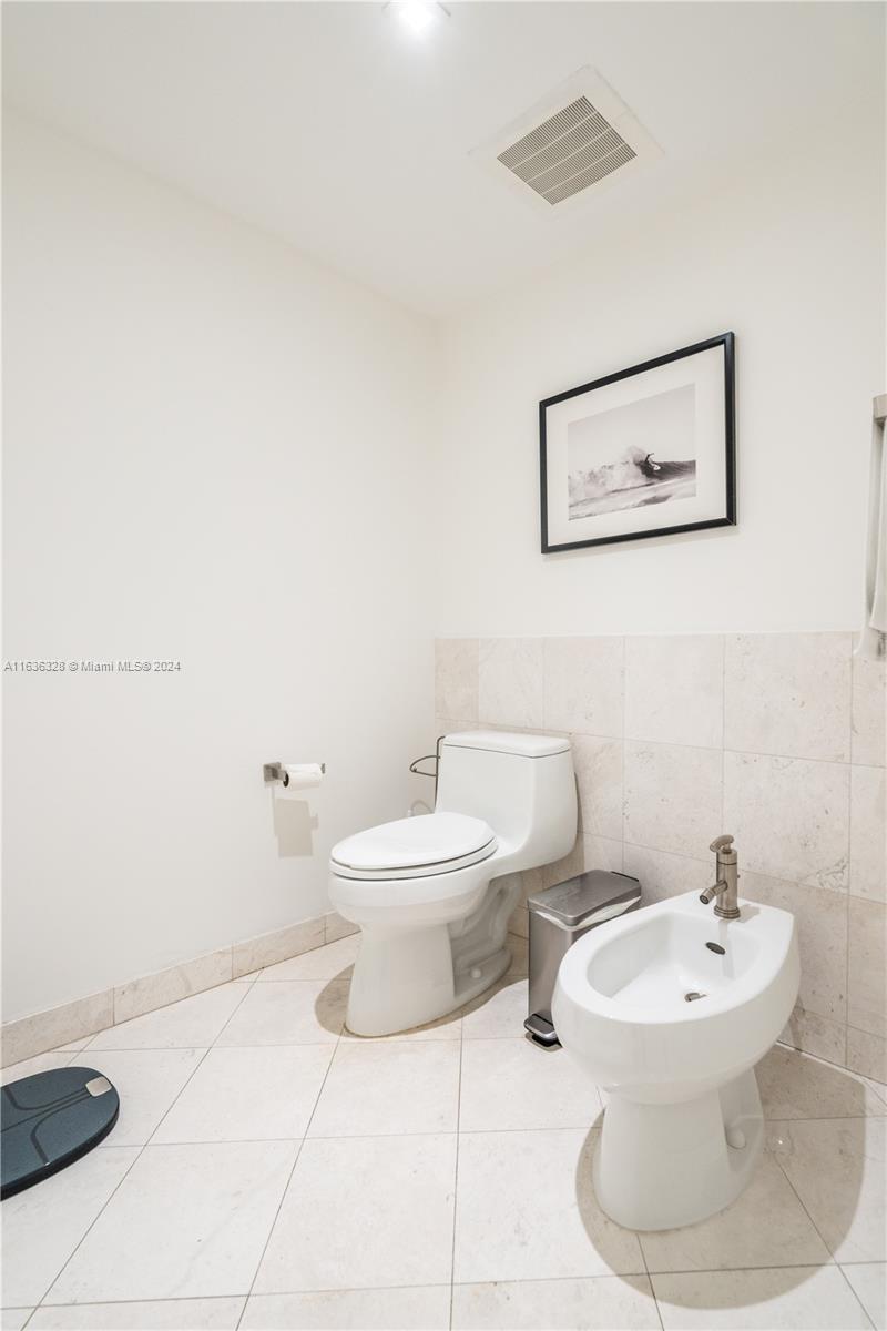 901 Brickell Key Blvd #1508, Miami FL 33131
