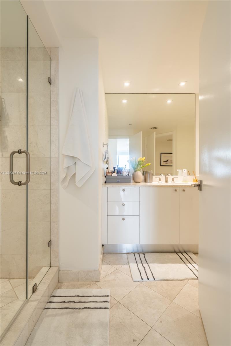 901 Brickell Key Blvd #1508, Miami FL 33131