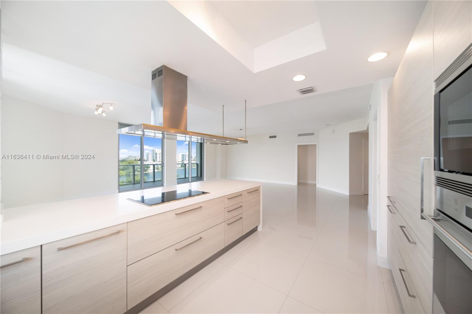 17301 Biscayne Blvd #902, North Miami Beach, Florida image 22