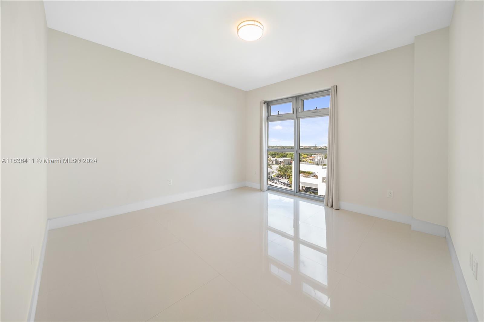 17301 Biscayne Blvd #902, North Miami Beach, Florida image 24