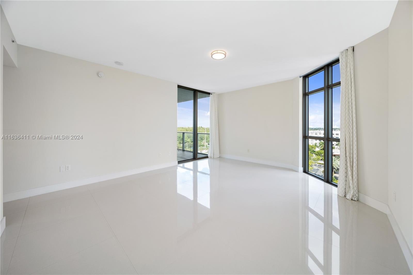 17301 Biscayne Blvd #902, North Miami Beach, Florida image 28