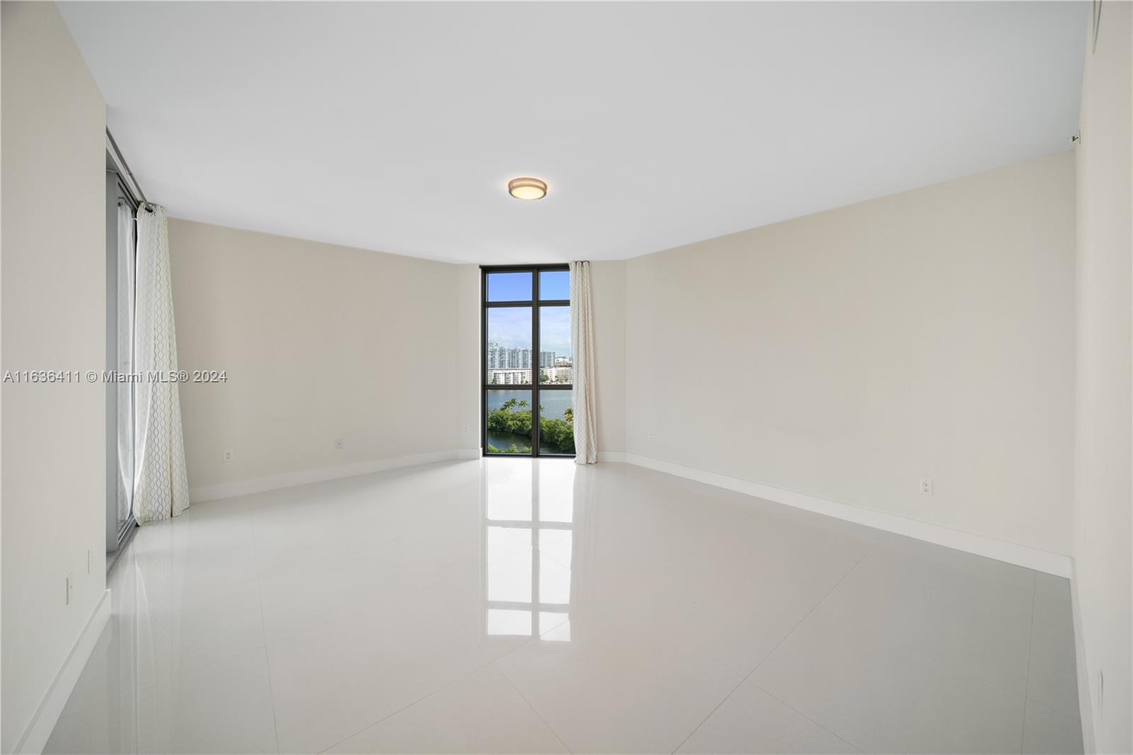 17301 Biscayne Blvd #902, North Miami Beach, Florida image 36