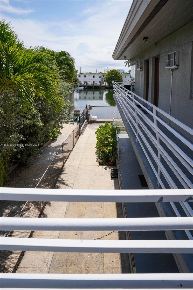 8321 Crespi Blvd, Miami Beach, Florida image 8