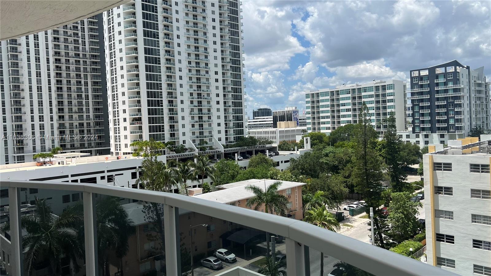 Spectacular 3 bedrooms and 2 baths. Den was converted in to a 3rd bedroom. Amazing Miami beach skylines and bay views. Modern kitchen, stainless steel appliances, laminate new wood floors, new flooring on bedrooms, and granite countertops.. Building offers pool, gym and a social room. Request showing after 4 PM.