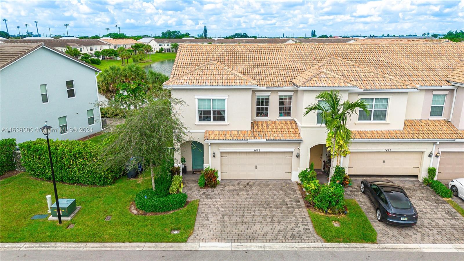 1426 Silk Oak Dr, Hollywood, Florida image 1