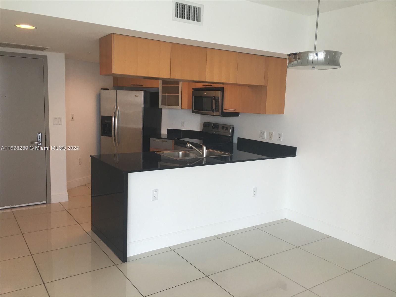 1750 N Bayshore Dr #3801, Miami, Florida image 2