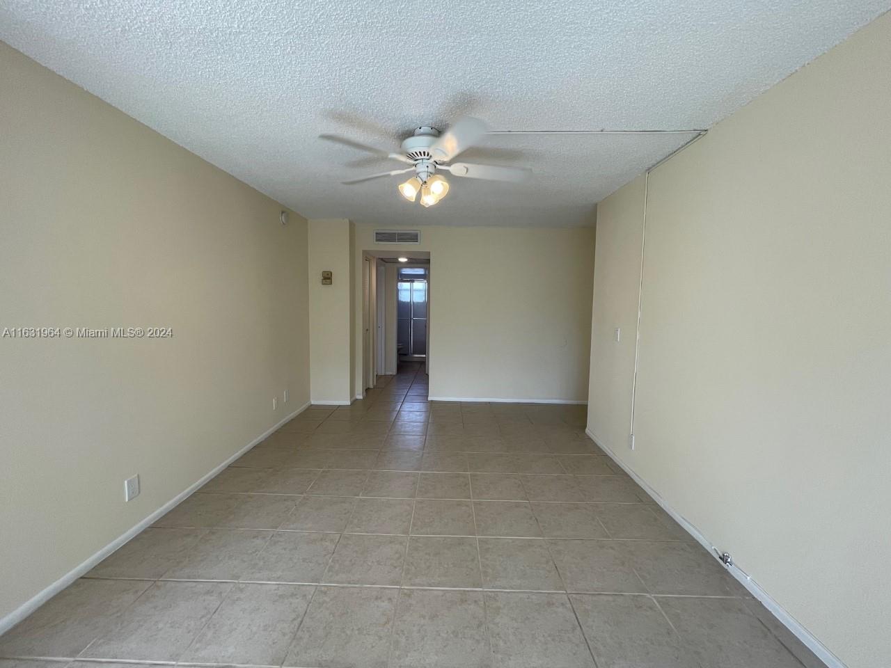 9431 Live Oak Pl #203, Davie, Florida image 4