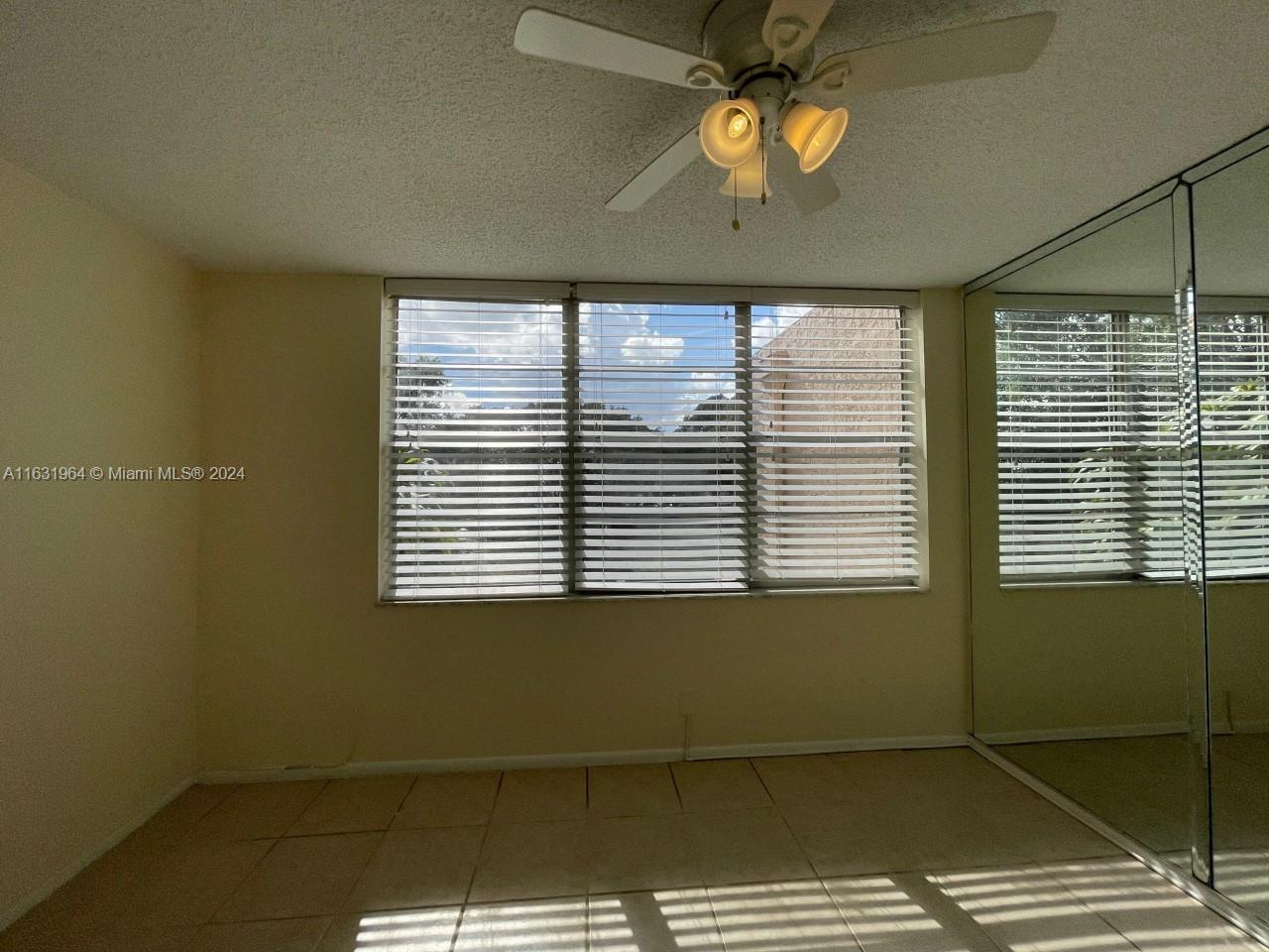 9431 Live Oak Pl #203, Davie, Florida image 8