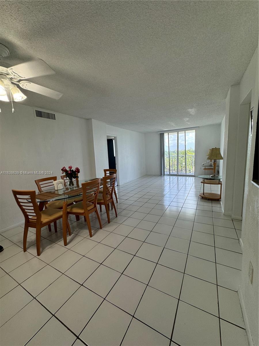 1251 NE 108th St #602, Miami, Florida image 1