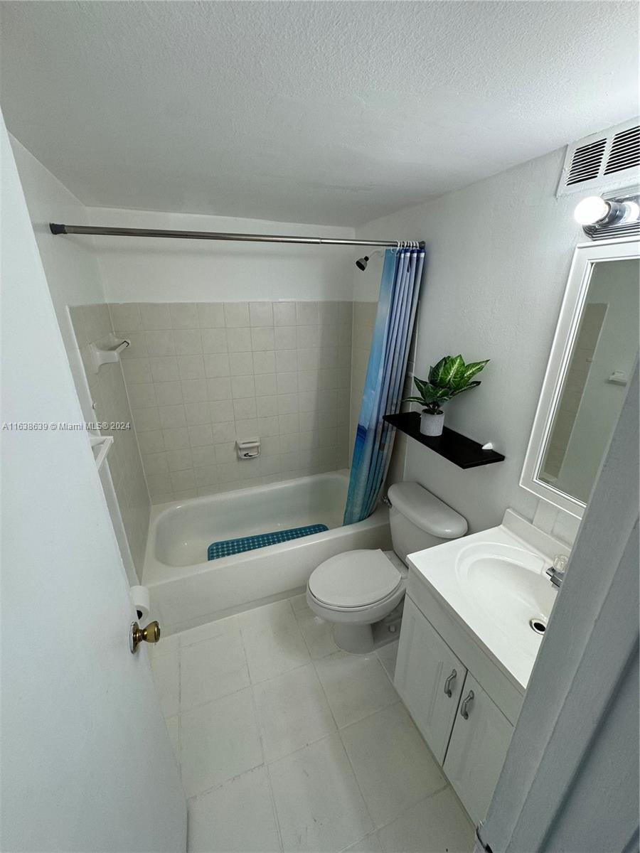 1251 NE 108th St #602, Miami, Florida image 5