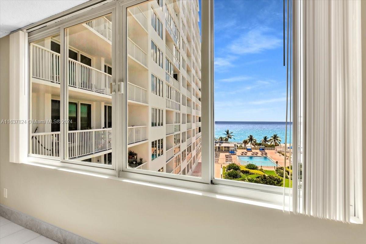 5401 Collins Ave #428, Miami Beach, Florida image 16