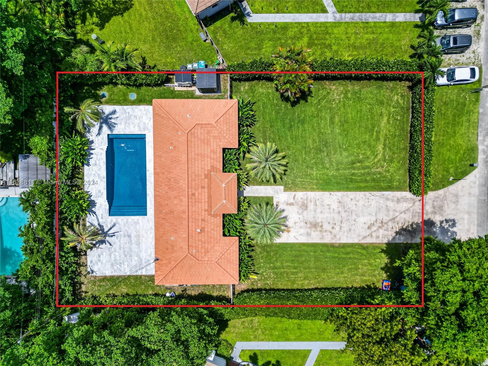 930 NE 108th St, Biscayne Park, Florida image 1