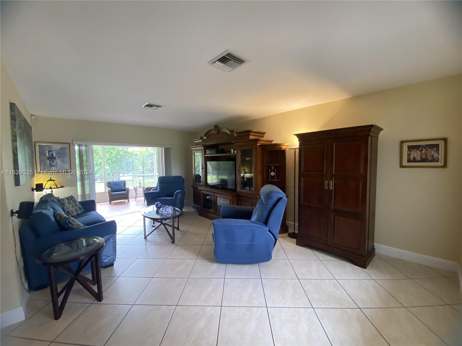 14550 English Rd, Miami Lakes, Florida image 11