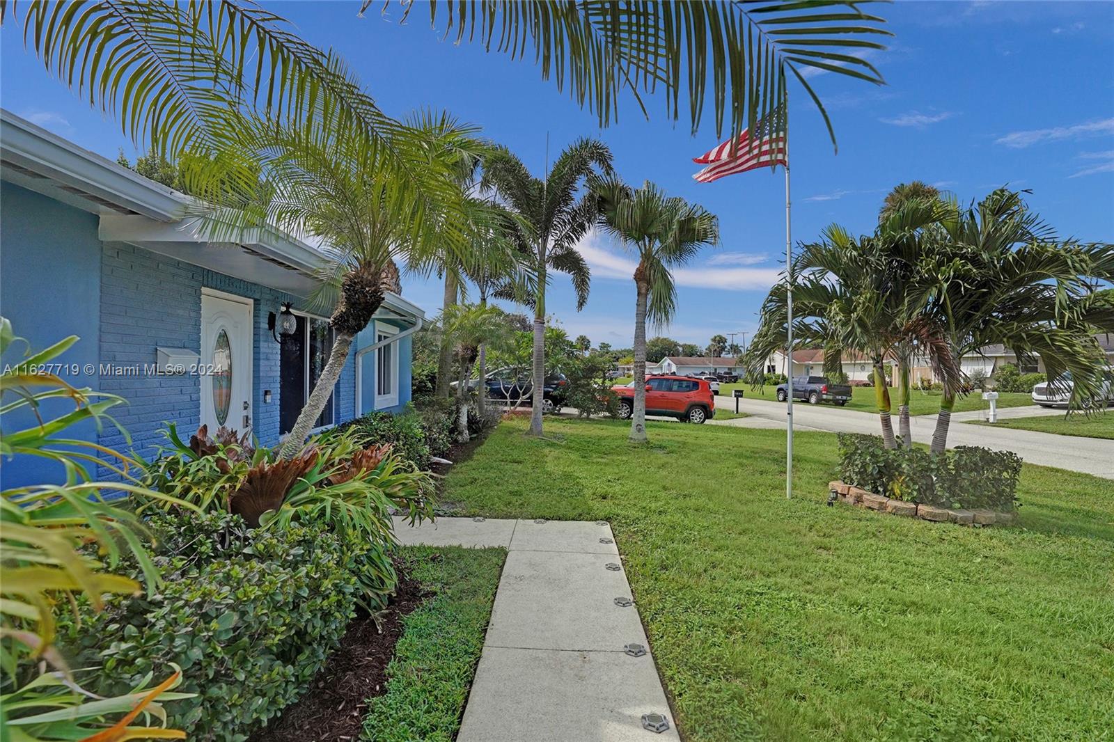 9858 Daisy Ave, Palm Beach Gardens, Florida image 11