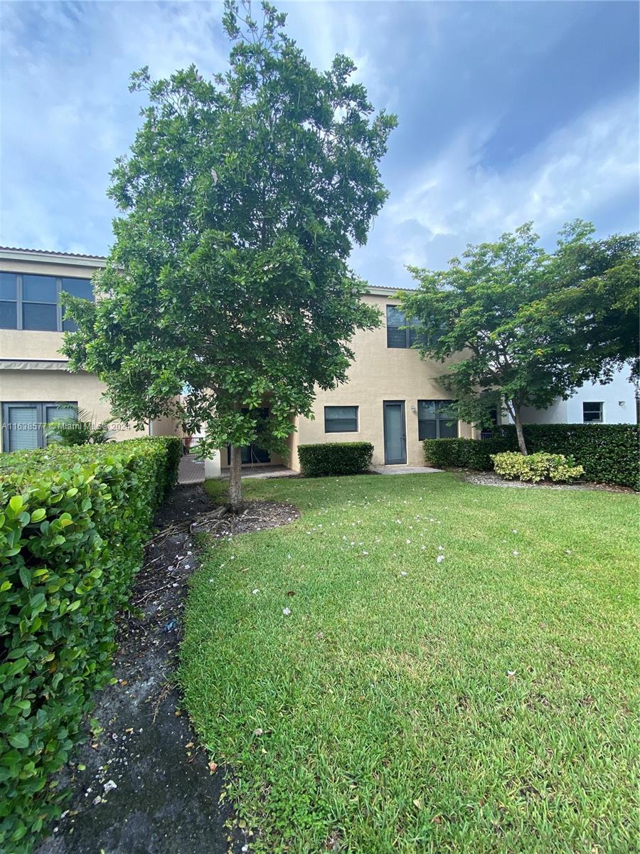 Listing Photo 10