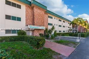 1450 Atlantic Shores Blvd #201, Hallandale Beach, Florida image 1