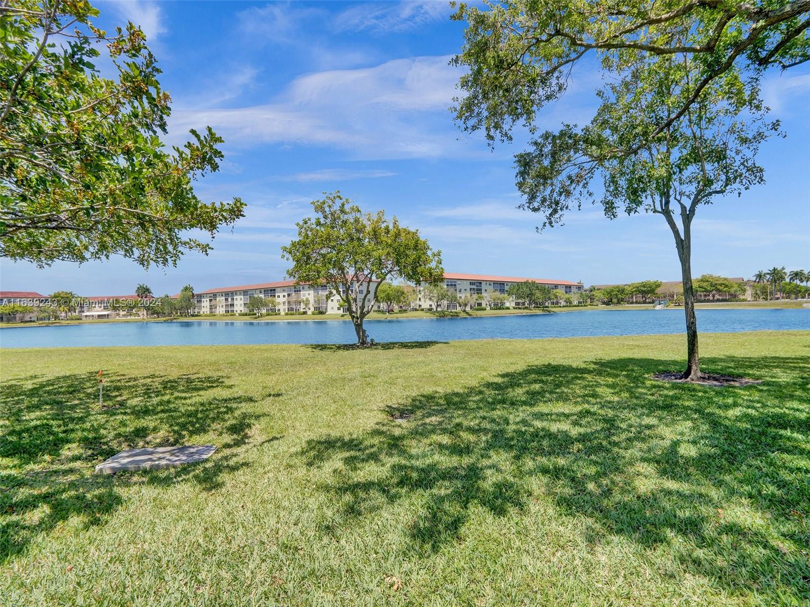 13000 SW 15th Court #310U, Pembroke Pines, Florida image 12