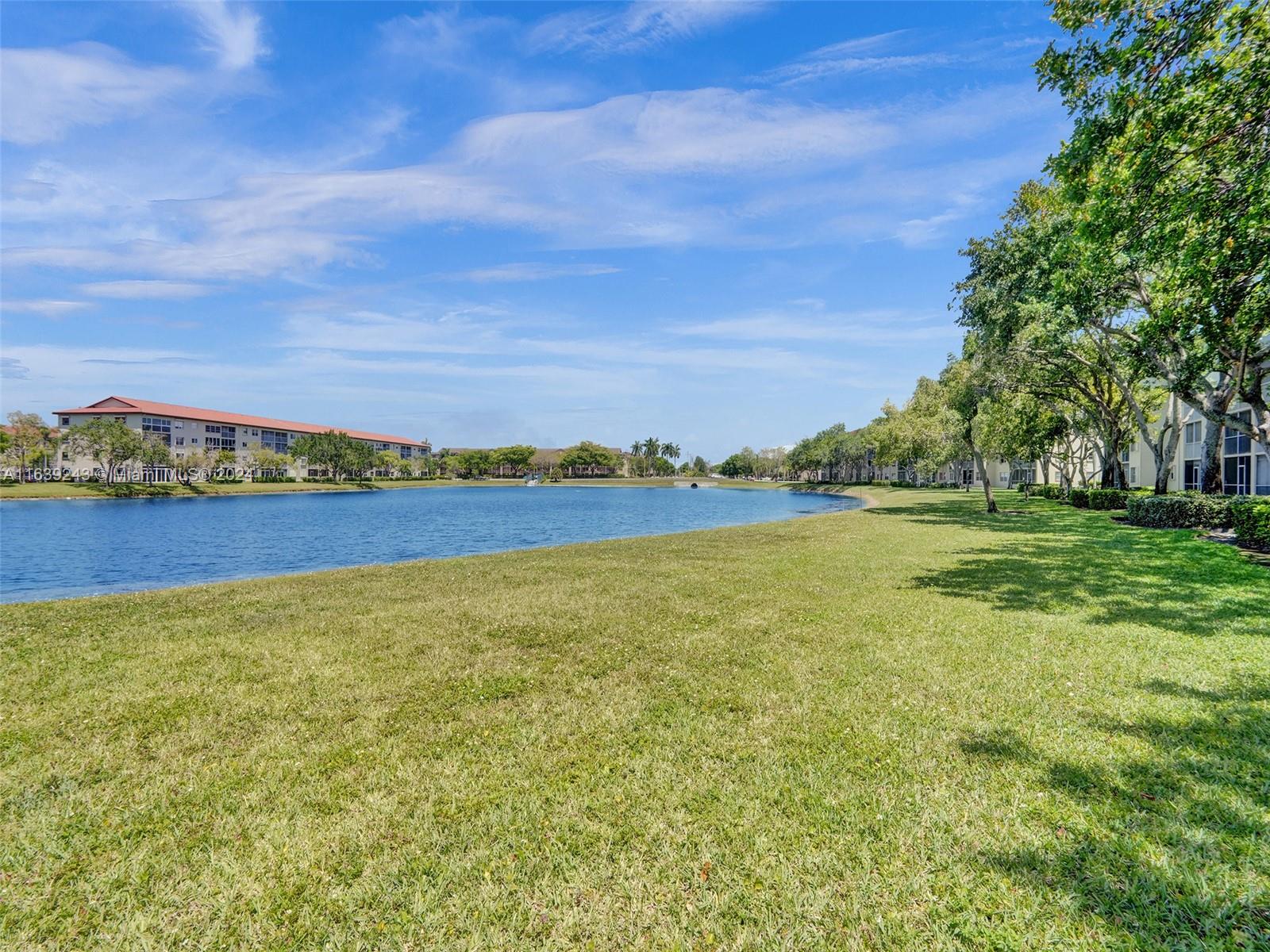 13000 SW 15th Court #310U, Pembroke Pines, Florida image 13