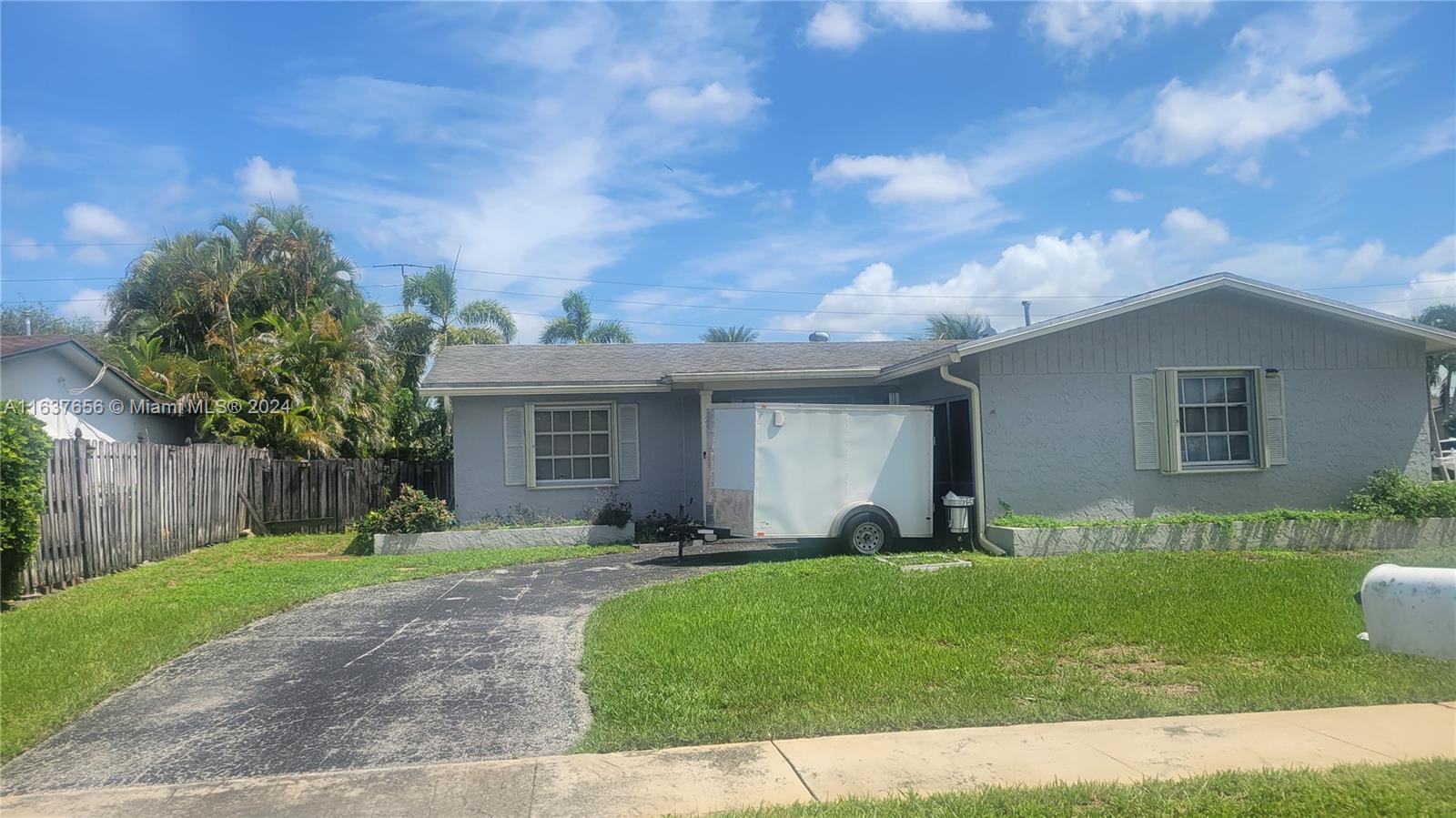 12211 NW 29th Pl, Sunrise, Florida image 1