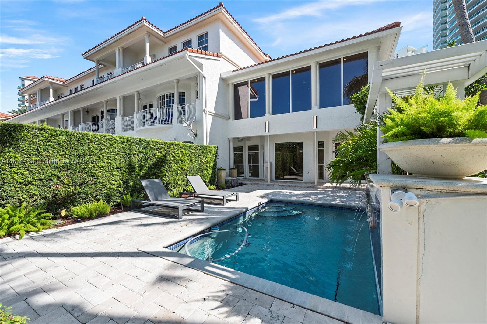 3780 NE 199th Ter, Aventura, Florida image 31