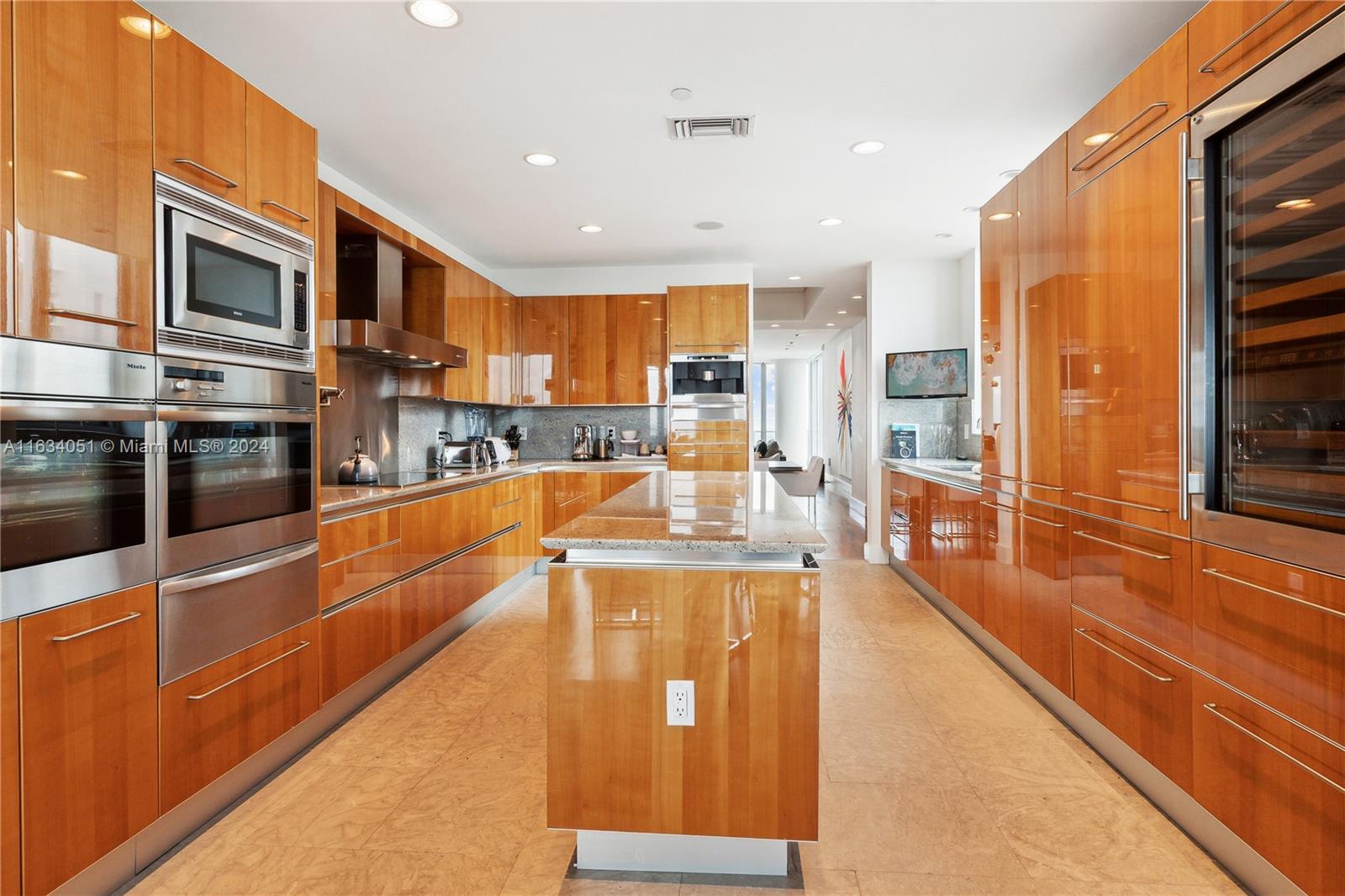 2627 S Bayshore Dr #2302, Miami FL 33133