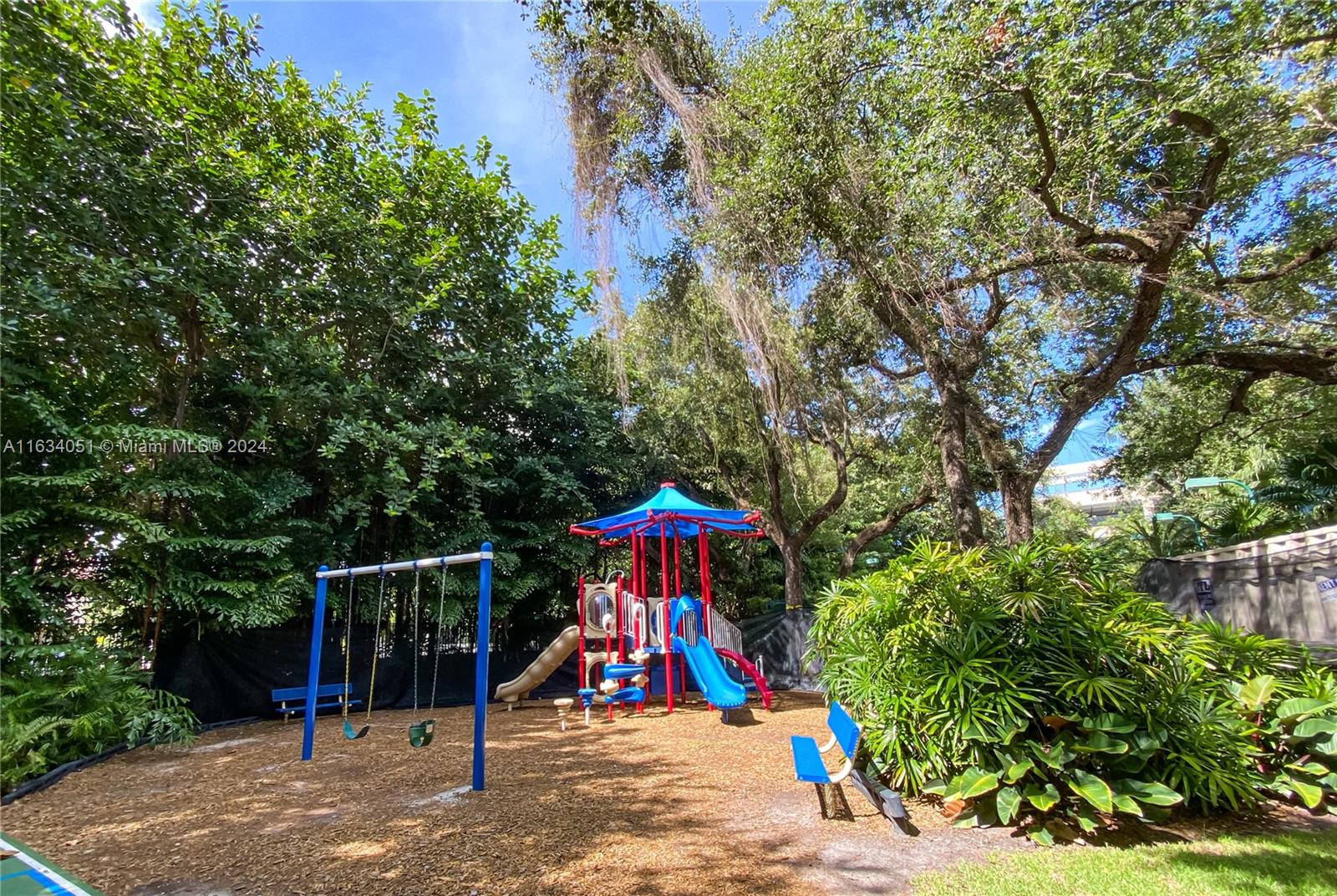 2627 S Bayshore Dr #2302, Miami FL 33133