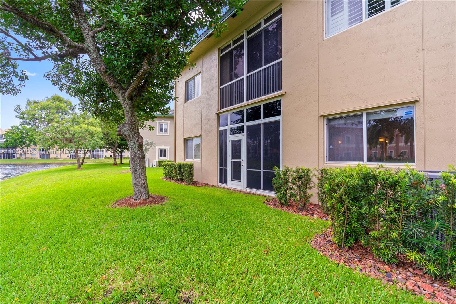 7910 E Exeter Blvd E #103, Tamarac, Florida image 18