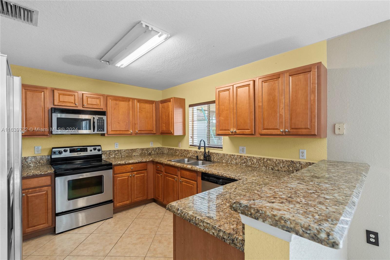 4661 SW 126th Ave, Miramar, Florida image 22