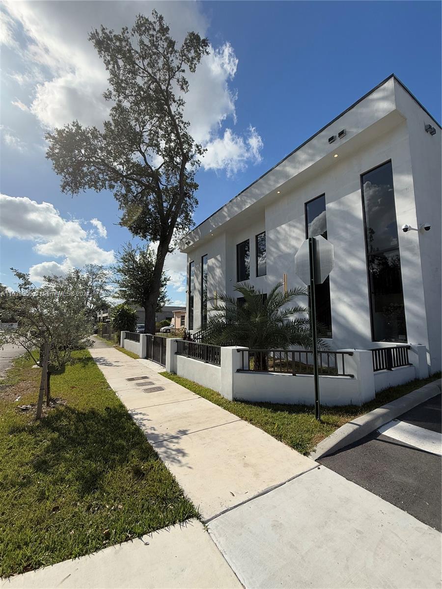 9748 NW 26th Ave, Miami, Florida image 3