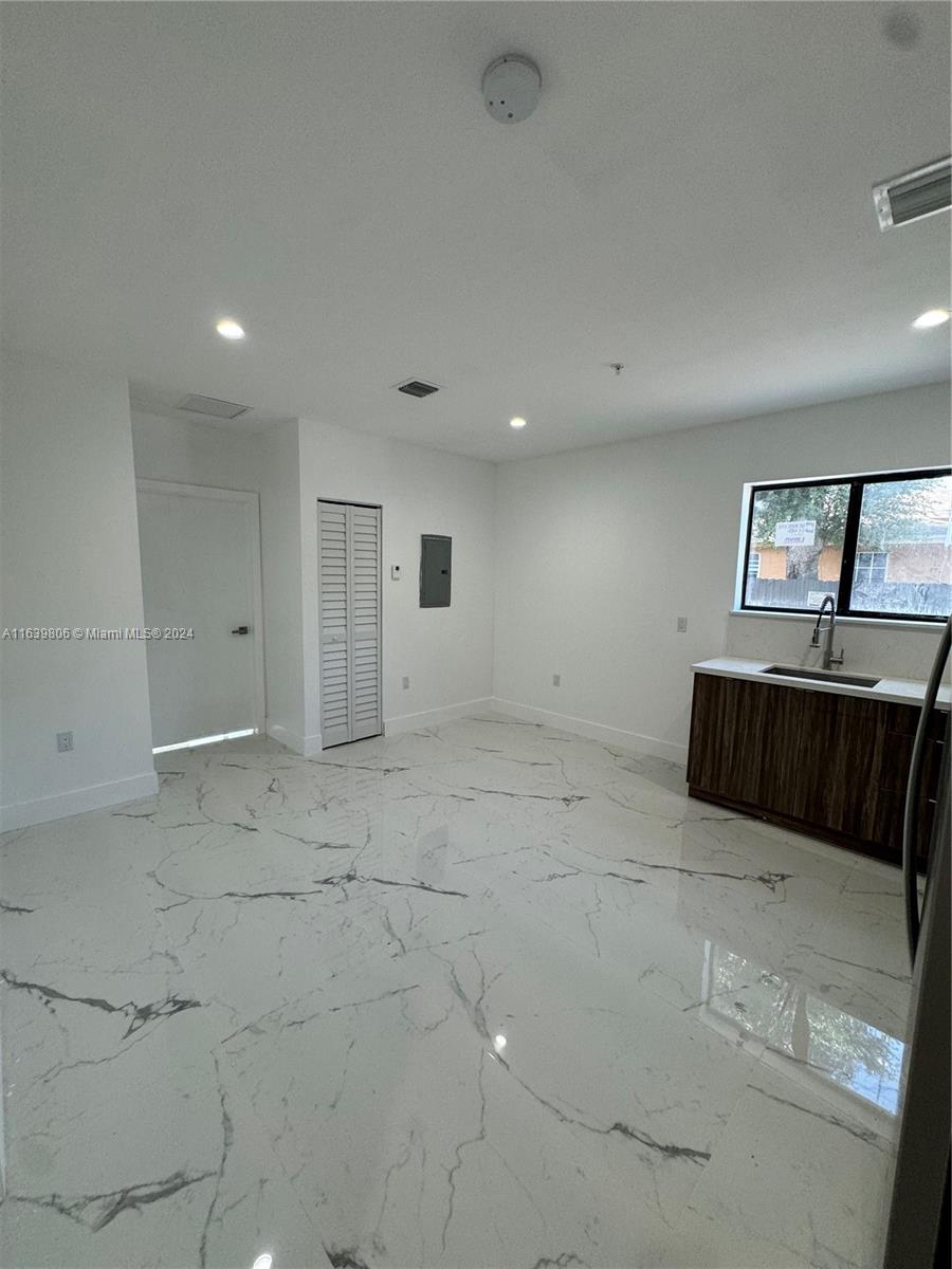 9748 NW 26th Ave, Miami, Florida image 36