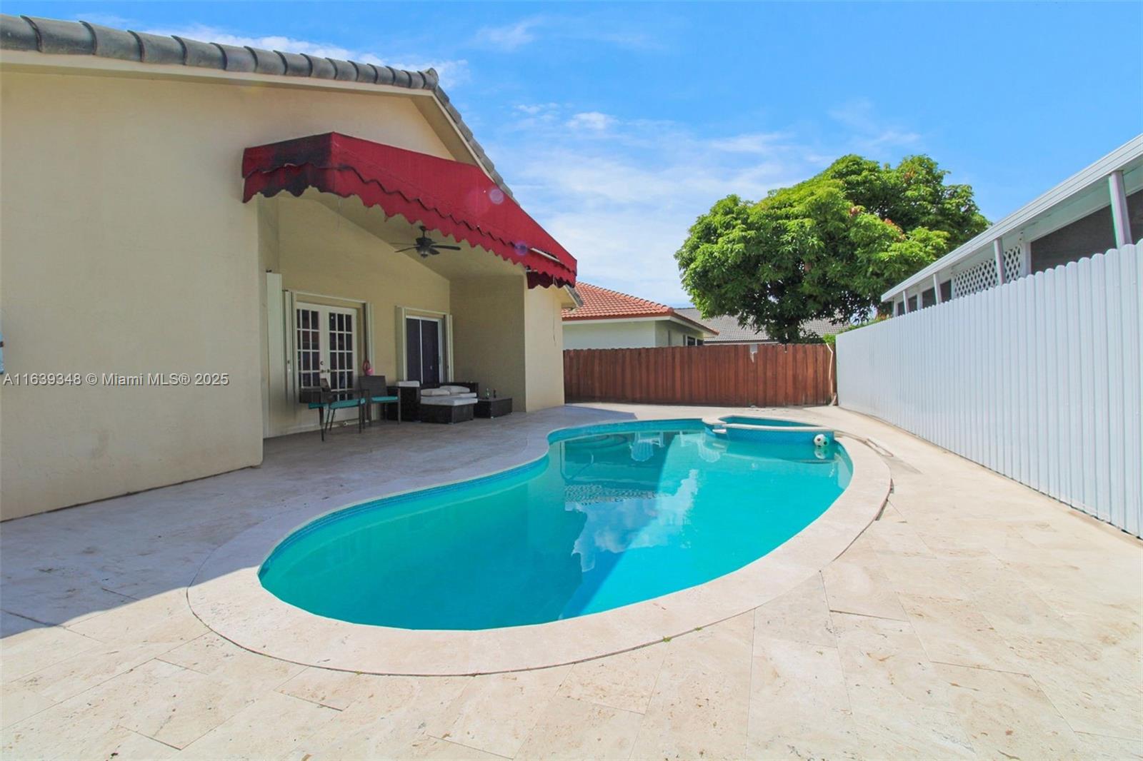 15108 NW 89th Ave, Miami Lakes, Florida image 13