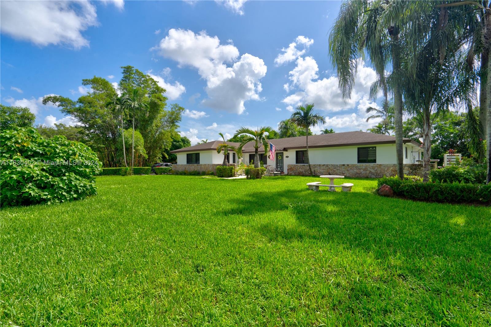 Listing Photo 19