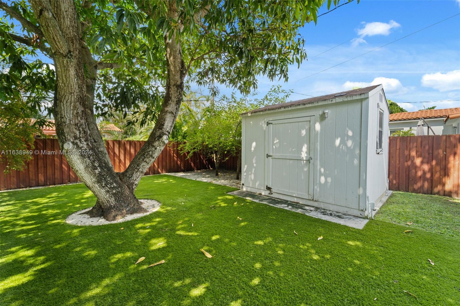 Listing Photo 15