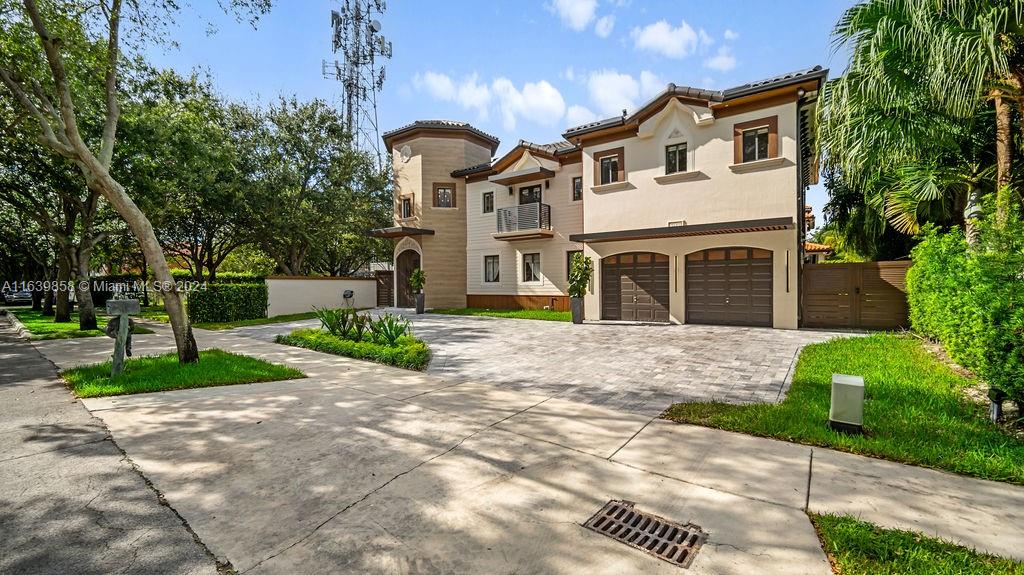 7813 NW 165th St, Miami Lakes, Florida image 15