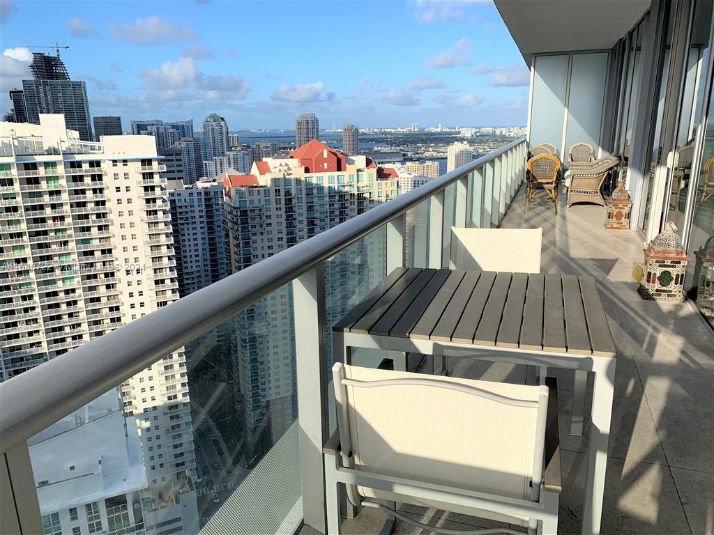 1300 Brickell Bay Dr #4105, Miami FL 33131