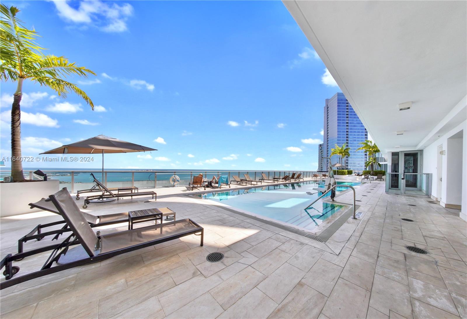 1300 Brickell Bay Dr #4105, Miami FL 33131
