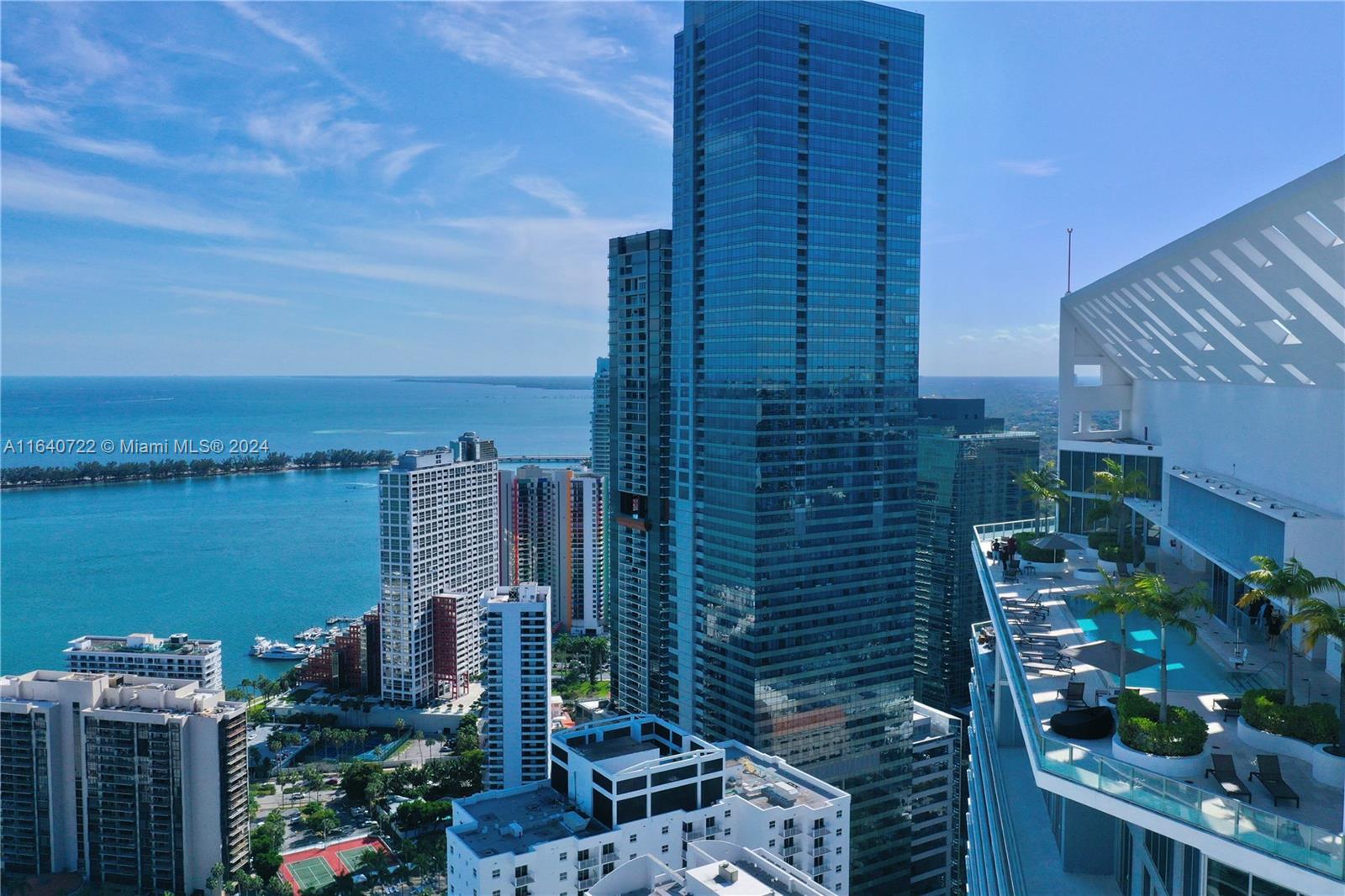 1300 Brickell Bay Dr #4105, Miami FL 33131