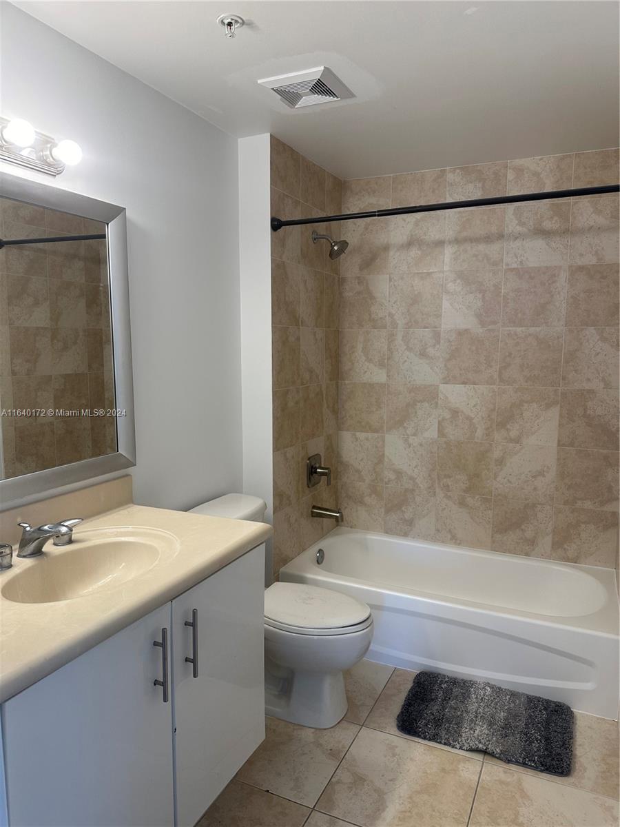 7900 Harbor Island Dr #1404, North Bay Village FL 33141