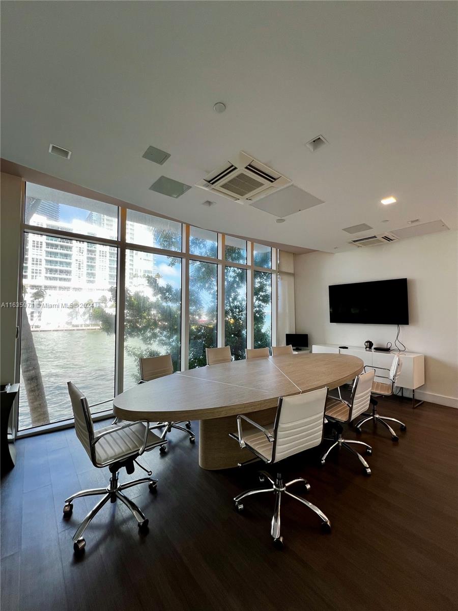Listing Photo 28