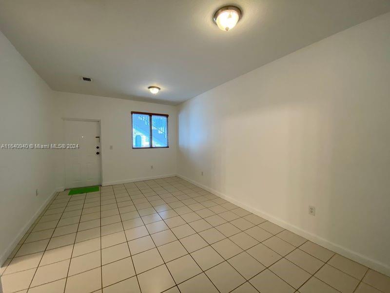 1663 SE 27th Dr #103, Homestead, Florida image 3