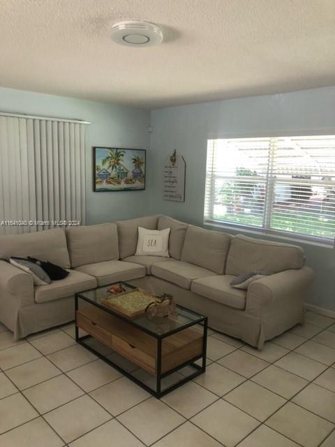 3123 SW Natura Ave, Deerfield Beach, Florida image 4