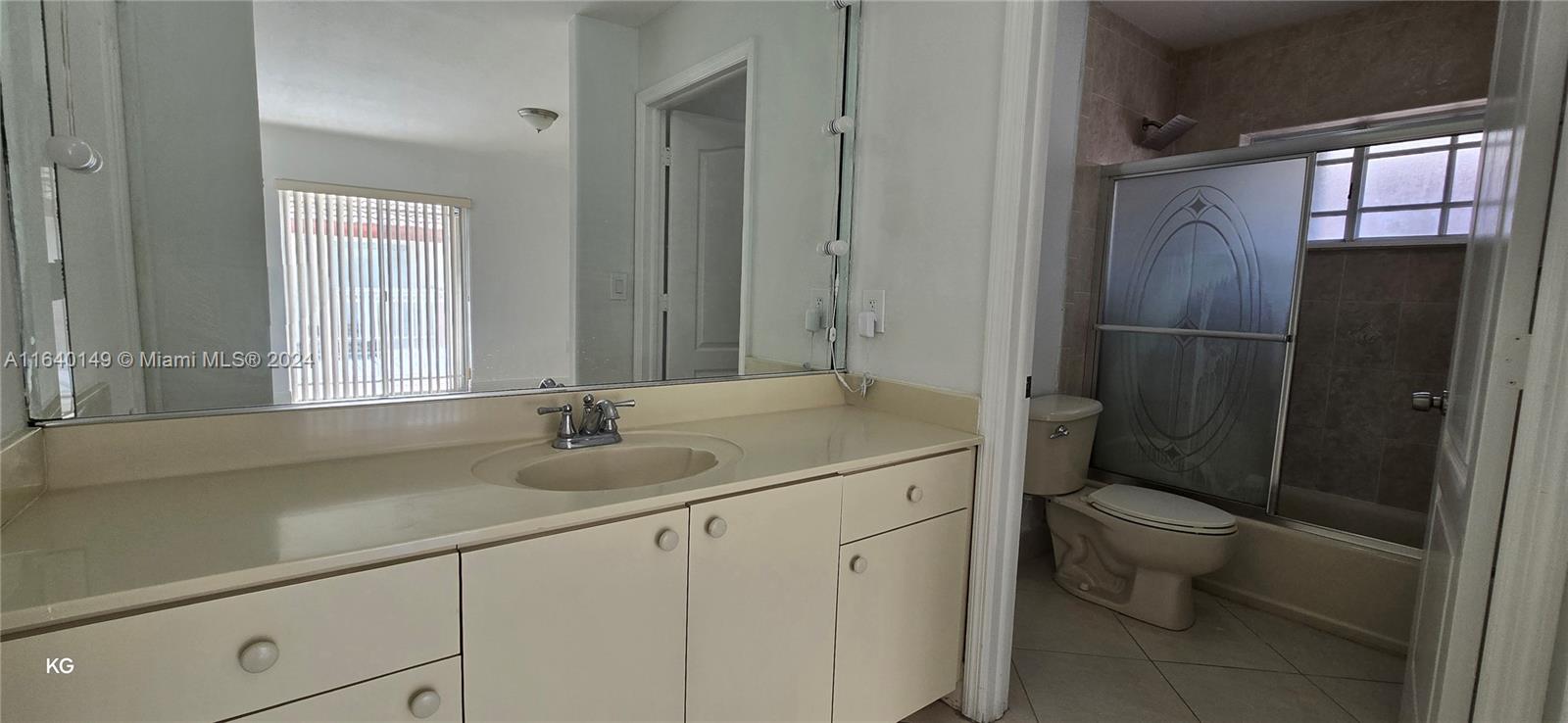 11027 W Okeechobee Rd #201, Hialeah Gardens, Florida image 33