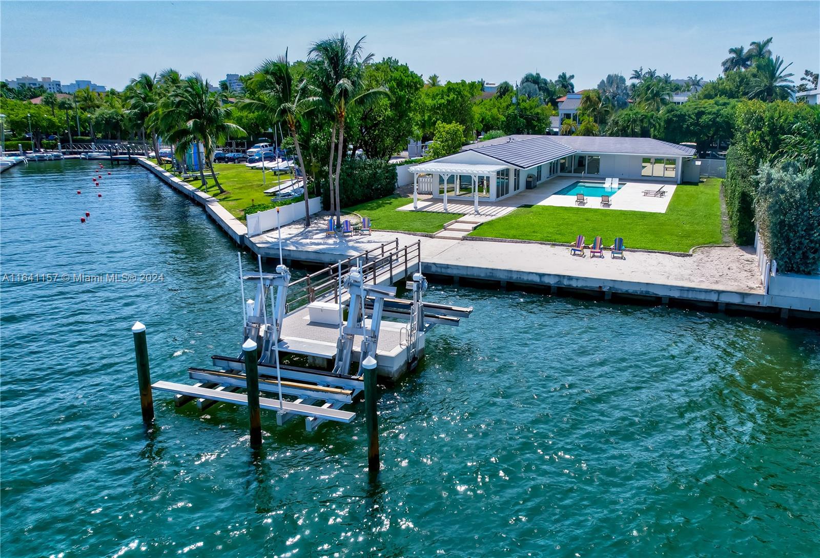 200 Harbor Dr, Key Biscayne, Florida 33149