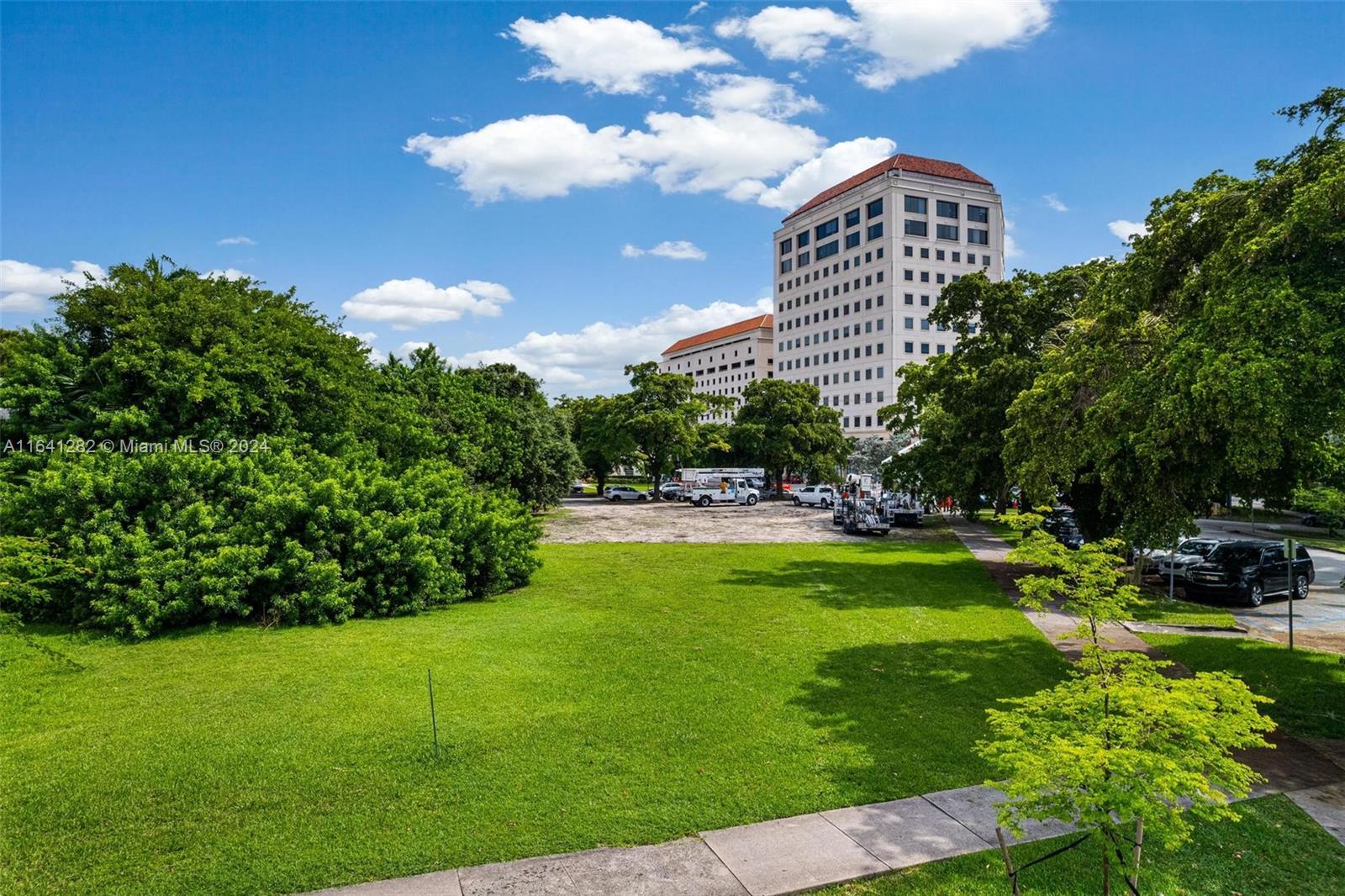 Listing Photo 17
