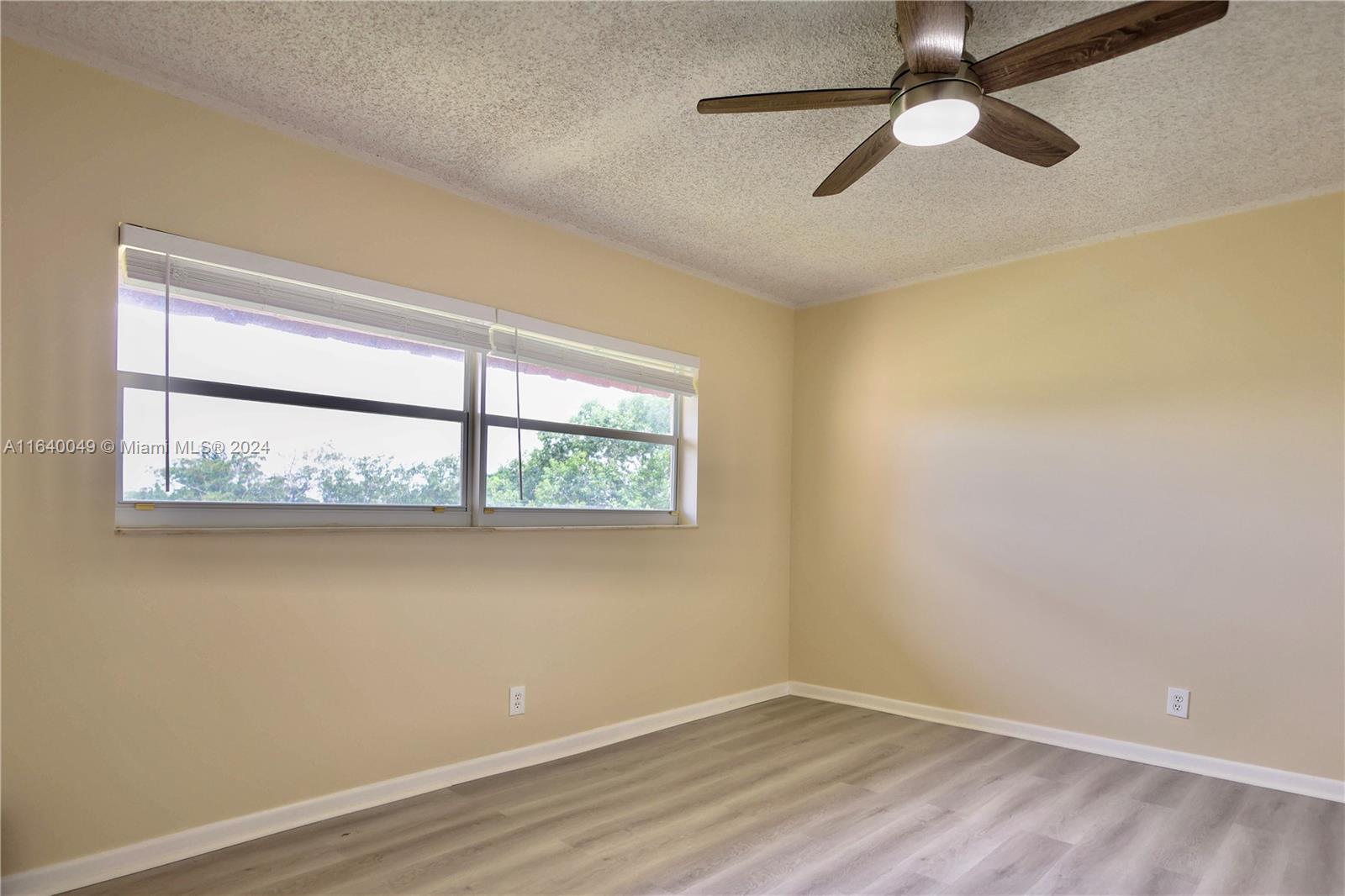 1040 Country Club Dr #404, Margate, Florida image 6