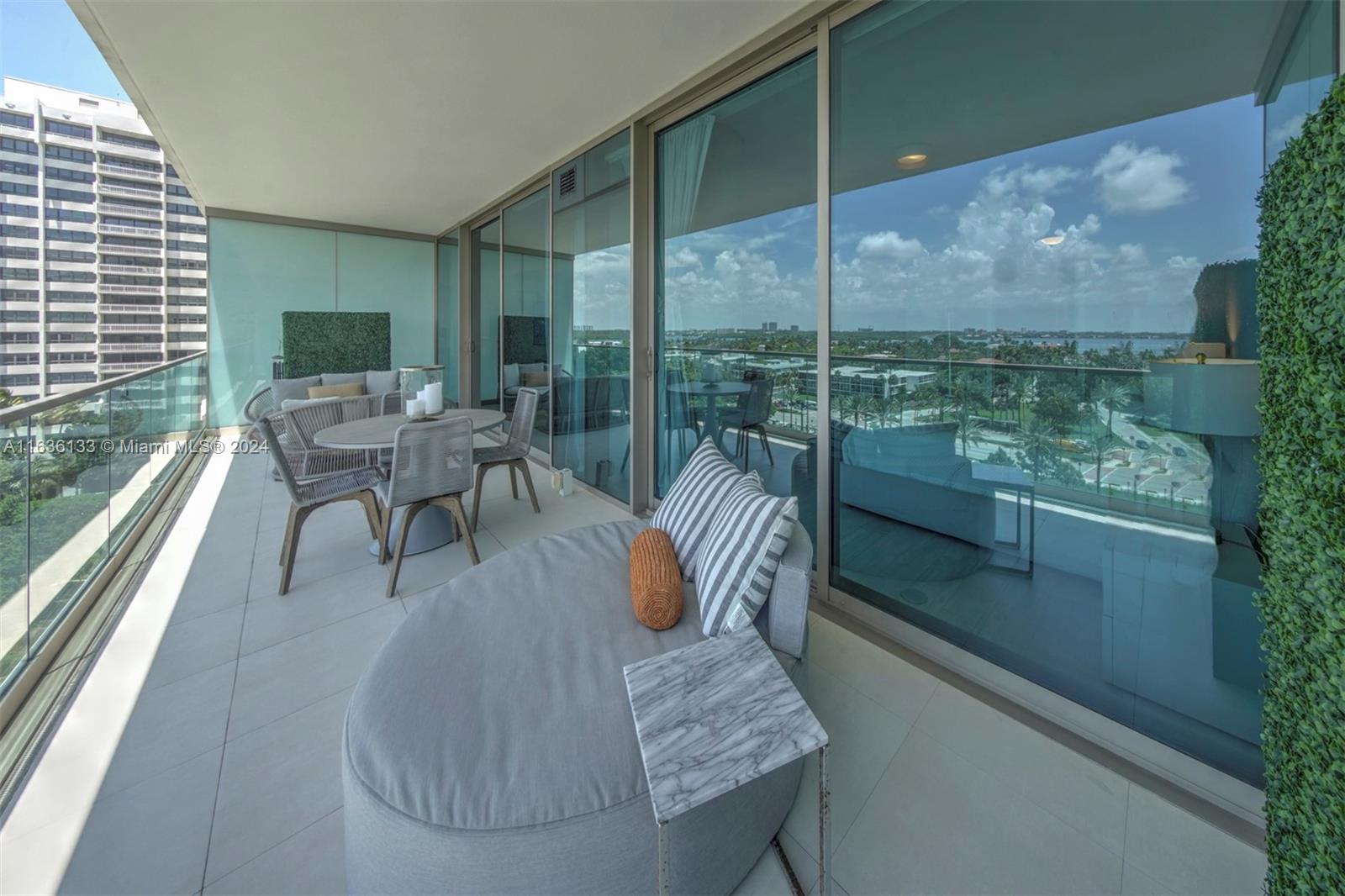 10201 Collins Ave #804, Bal Harbour, Florida image 25