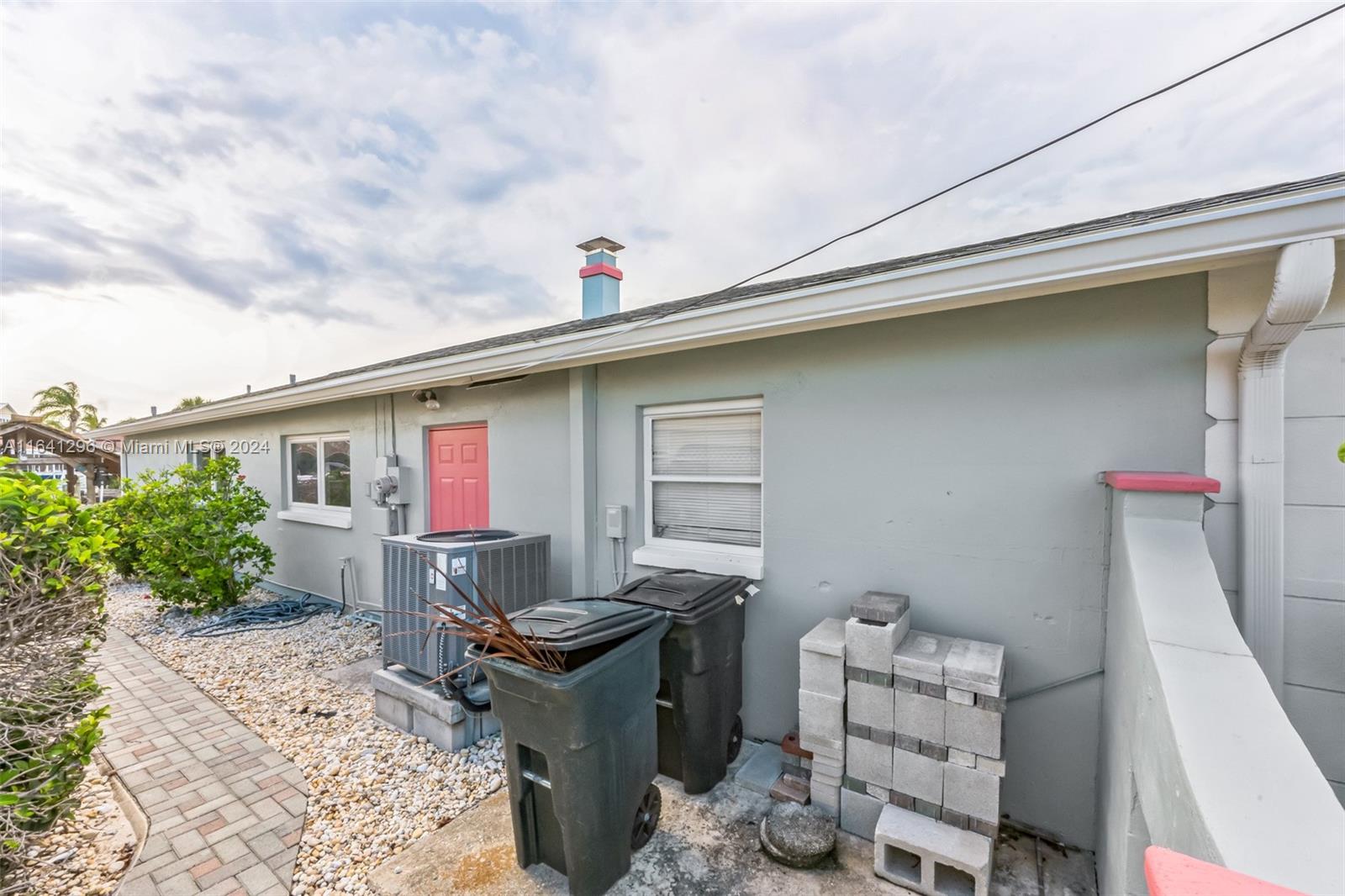 8042 Brighton Dr, New Port Richey, Florida image 30