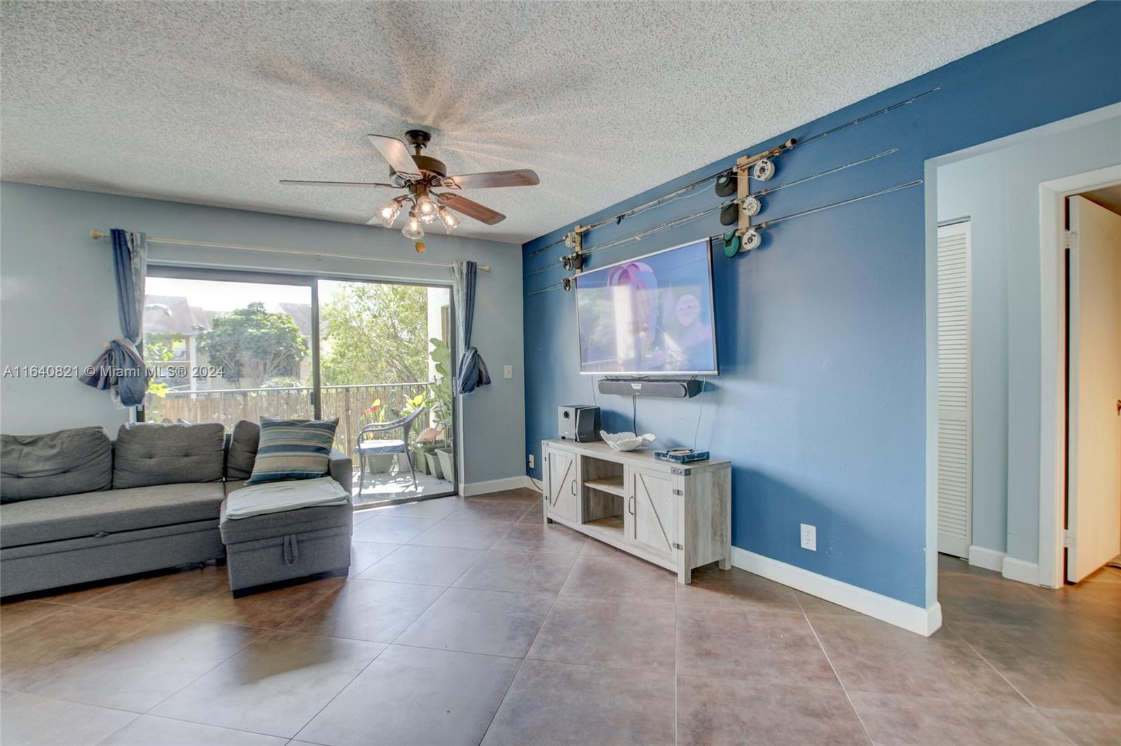 9999 Summerbreeze Dr #314, Sunrise, Florida image 4